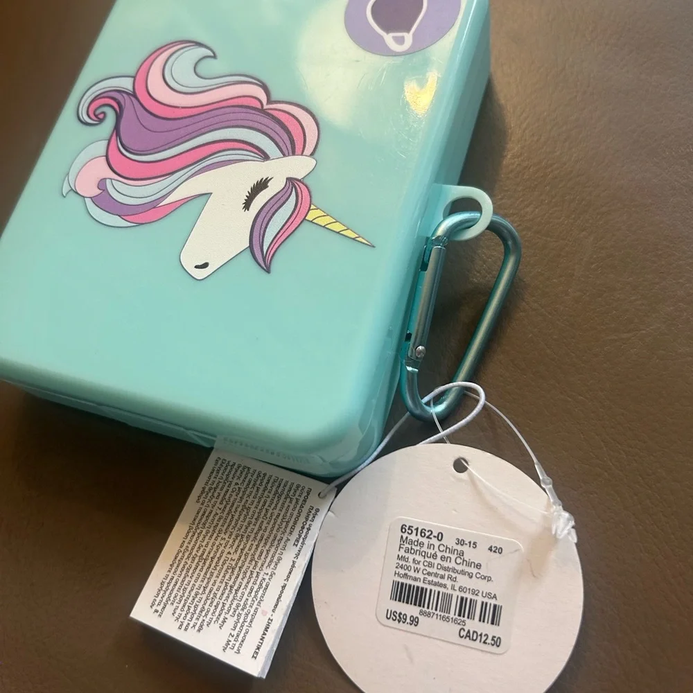 Claire's Aqua Unicorn🦄Face Mask Case